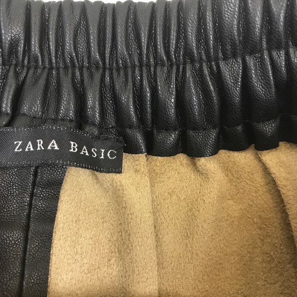 Zara high waist pleated faux leather shorts XS - Picture 4 of 8